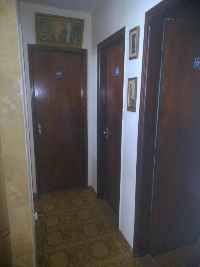Albergue Economico Гояния Экстерьер фото